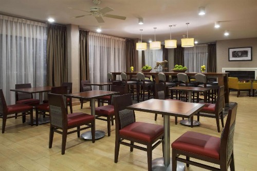 Hampton Inn Charlotte University Place - image 5