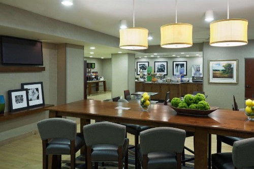 Hampton Inn Charlotte University Place - image 7