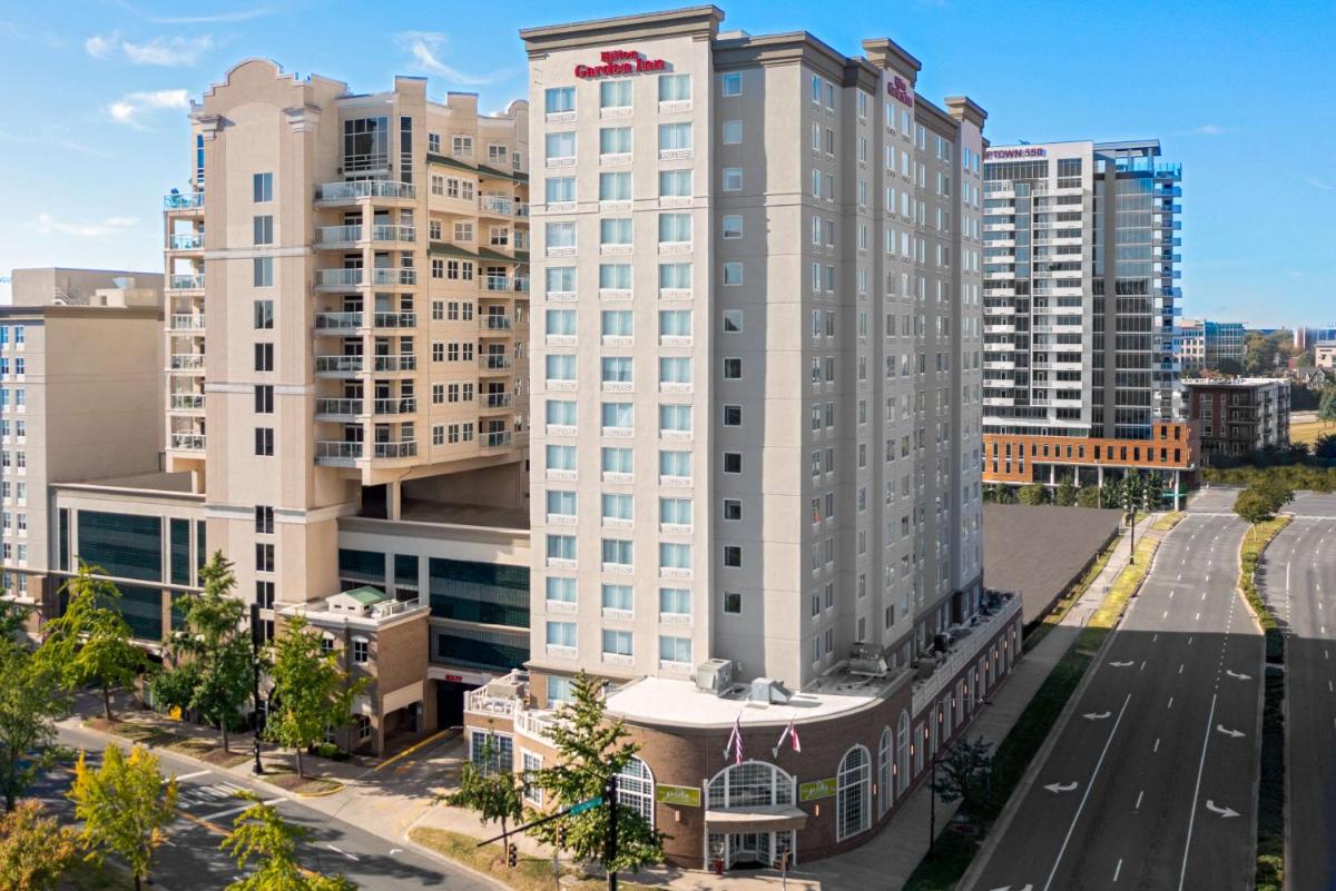 Hilton Garden Inn Charlotte Uptown - main image