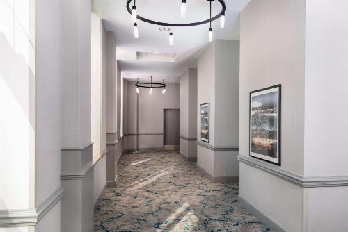 Hilton Garden Inn Charlotte Uptown - image 17