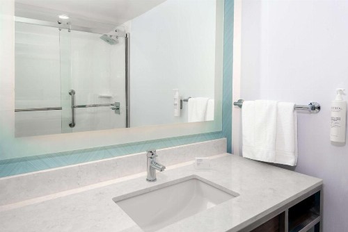 Hilton Garden Inn Charlotte Uptown - image 21