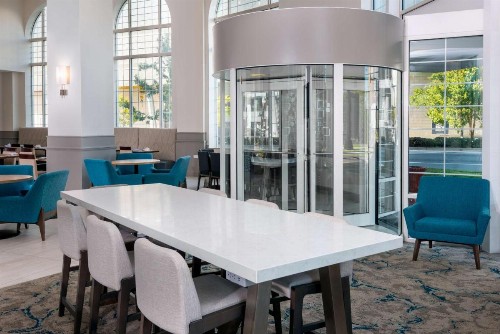 Hilton Garden Inn Charlotte Uptown - image 32