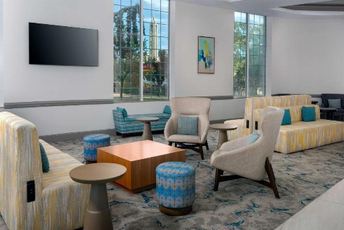 Hilton Garden Inn Charlotte Uptown - image 7