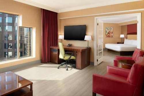Hilton Charlotte Uptown - image 10