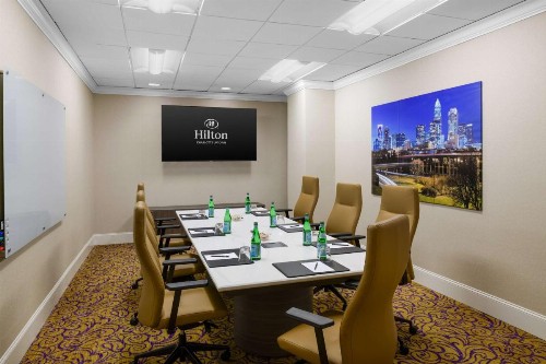 Hilton Charlotte Uptown - image 35