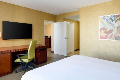 Hilton Charlotte Uptown - image 36