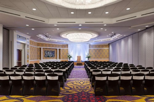 Hilton Charlotte Uptown - image 9