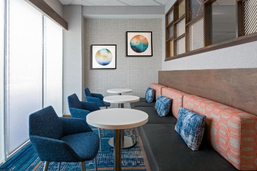 Hampton Inn Charlotte Uptown - image 11
