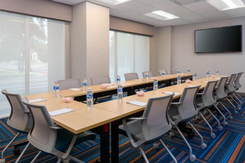 Hampton Inn Charlotte Uptown - image 12