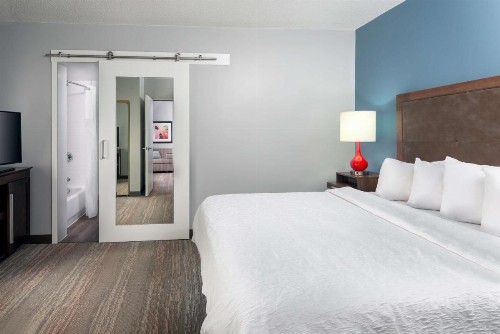 Hampton Inn Charlotte Uptown - image 16