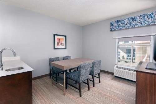 Hampton Inn Charlotte Uptown - image 37