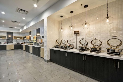 Embassy Suites Charlotte - image 12