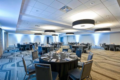 Embassy Suites Charlotte - image 42