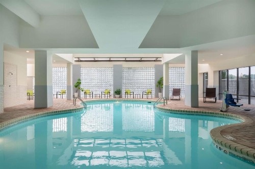 Embassy Suites Charlotte - image 6