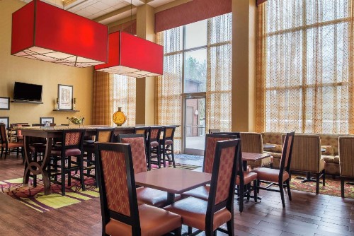 Hampton Inn & Suites Charlotte Arrowood - image 23