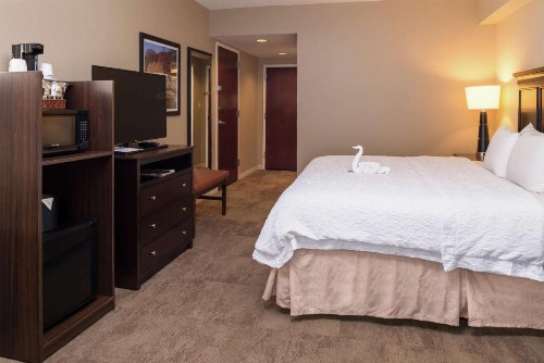 Hampton Inn & Suites Charlotte Arrowood - image 24