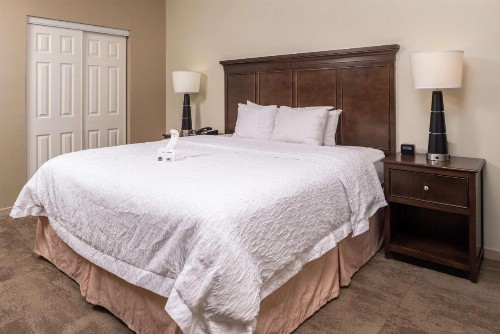 Hampton Inn & Suites Charlotte Arrowood - image 36