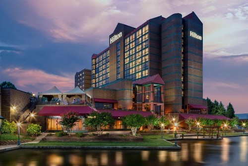 Hilton Charlotte University Place - image 1