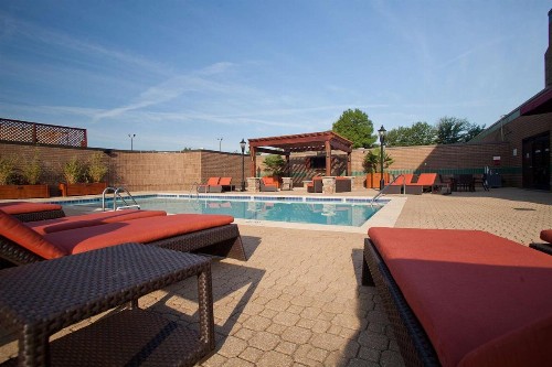 Hilton Charlotte University Place - image 13