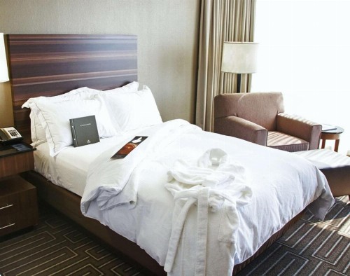 Hilton Charlotte University Place - image 25