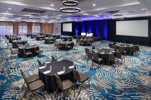 Hilton Charlotte University Place - image 31
