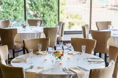 Hilton Charlotte University Place - image 36
