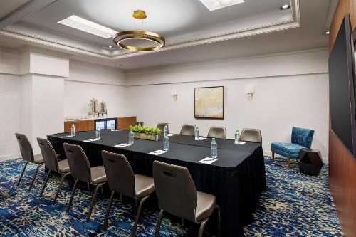Hilton Charlotte University Place - image 40