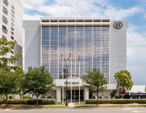 Sheraton Charlotte Hotel - image 2