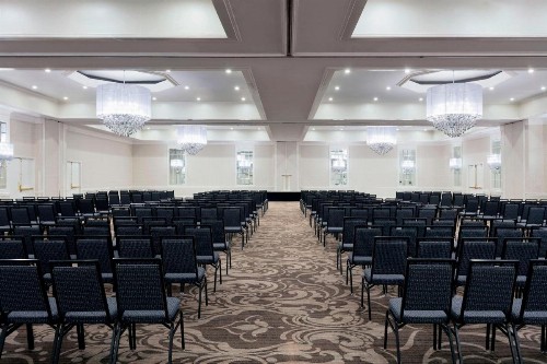 Sheraton Charlotte Hotel - image 34