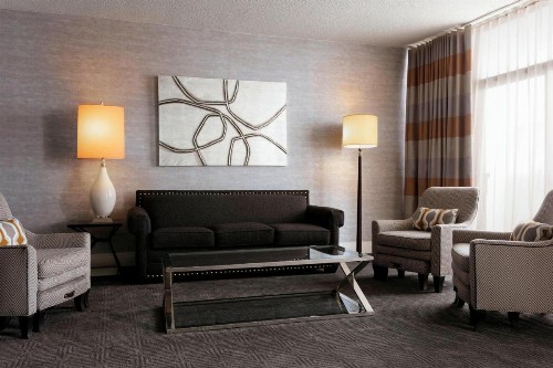 Sheraton Charlotte Hotel - image 9