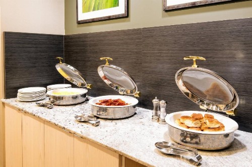 Fairfield Inn & Suites by Marriott Charlotte Uptown - image 18