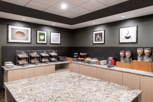 Fairfield Inn & Suites by Marriott Charlotte Uptown - image 19