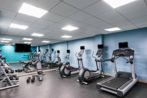 Fairfield Inn & Suites by Marriott Charlotte Uptown - image 25