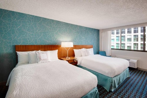 Fairfield Inn & Suites by Marriott Charlotte Uptown - image 7