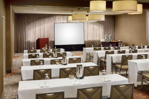 Holiday Inn Charlotte University an IHG Hotel - image 17