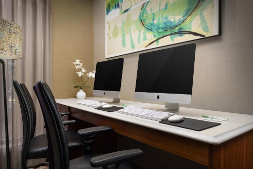 Holiday Inn Charlotte University an IHG Hotel - image 4