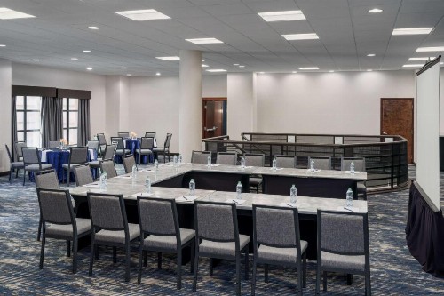 Holiday Inn Charlotte Center City an IHG Hotel - image 14