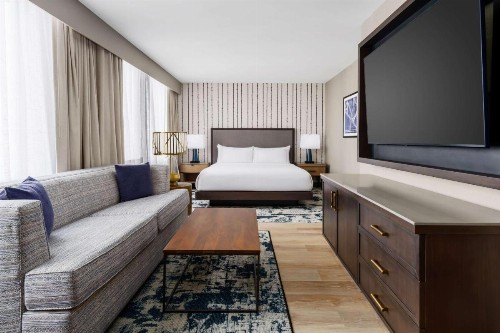 Holiday Inn Charlotte Center City an IHG Hotel - image 29