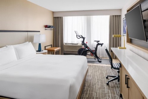 Holiday Inn Charlotte Center City an IHG Hotel - image 30