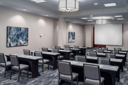 Holiday Inn Charlotte Center City an IHG Hotel - image 39
