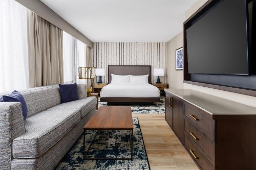 Holiday Inn Charlotte Center City an IHG Hotel - image 40