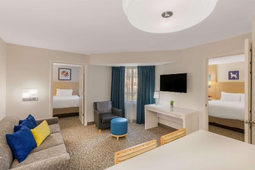 Sonesta ES Suites Charlotte Arrowood - image 21