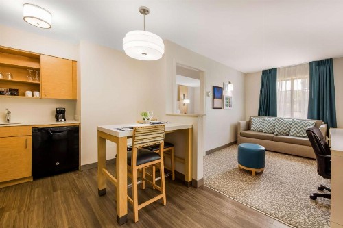Sonesta ES Suites Charlotte Arrowood - image 27