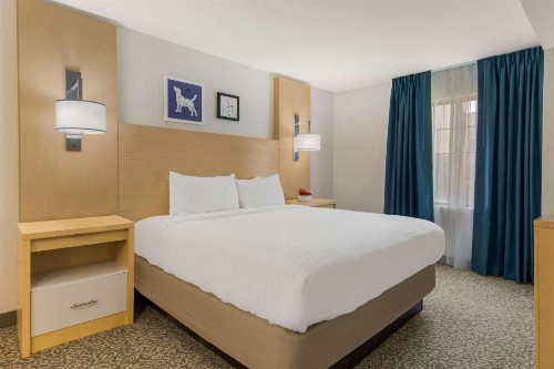 Sonesta ES Suites Charlotte Arrowood - image 28