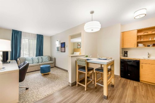 Sonesta ES Suites Charlotte Arrowood - image 39