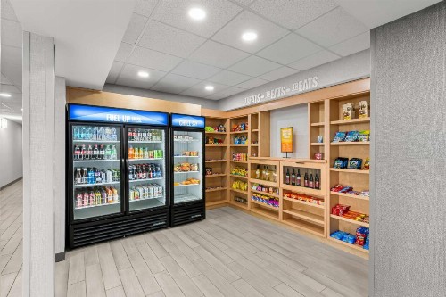 Hampton Inn & Suites Charlotte-Airport - image 2