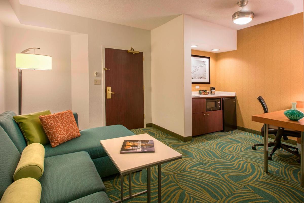 SpringHill Suites by Marriott Charlotte Airport - image 3