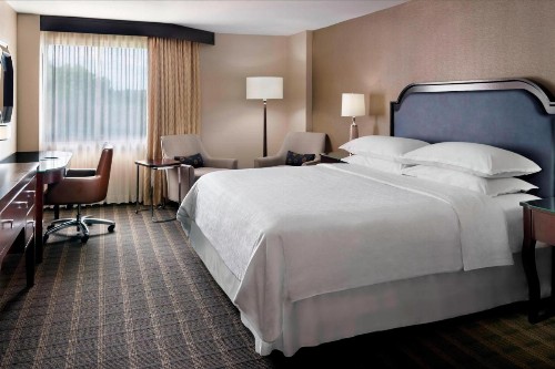 Sheraton Charlotte Airport - image 8