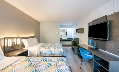Motel 6-Charlotte NC - Coliseum - image 10