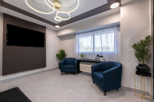 Motel 6-Charlotte NC - Coliseum - image 4
